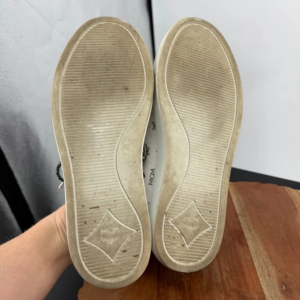 MCM Visetos Low-Top sneakers in white calf leather signature monogram print 37 7